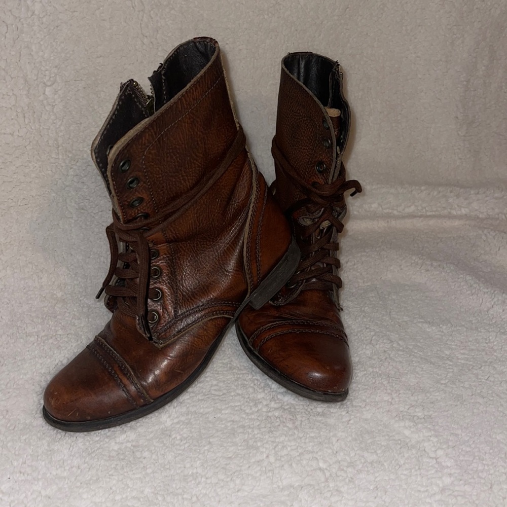 Steve Madden combat boots